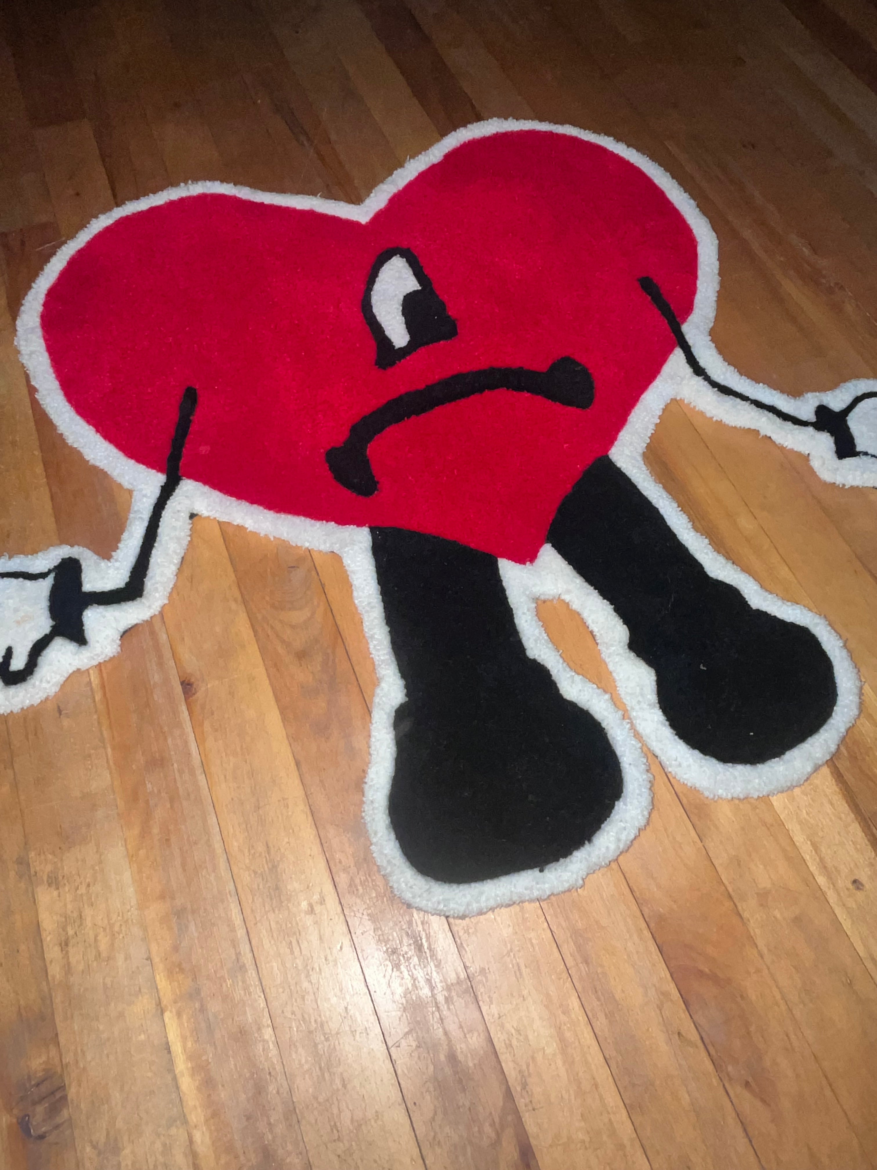 "Un Verano Sin Ti" Heart Mascot Tufted Rug